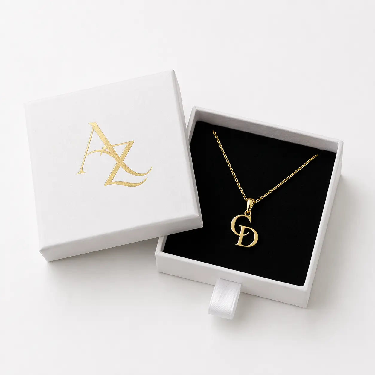 Collar Inicial con Monograma Minimalista Personalizado