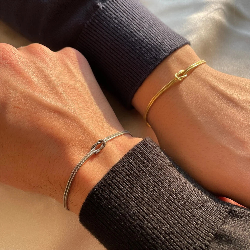Minimalist Knot Chain Bracelet-Bracelets-Aureza