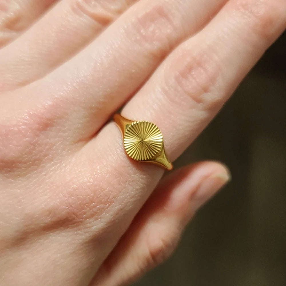 Sunburst Signet Ring-Rings-Aureza